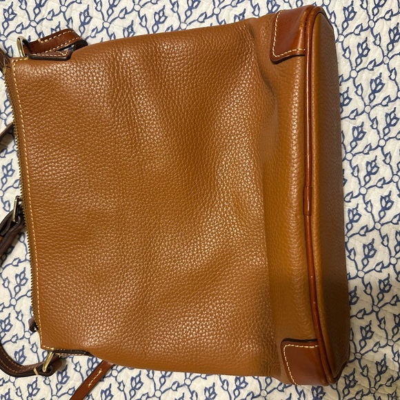 Dooney & Bourke Tan Leather Messenger Bag - Picture 2 of 6